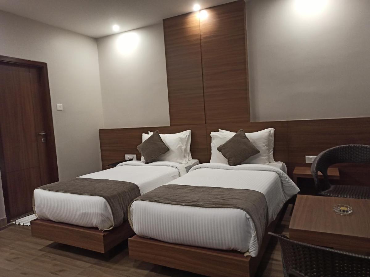 Hotel Tree Fern Dibrugarh Exteriör bild