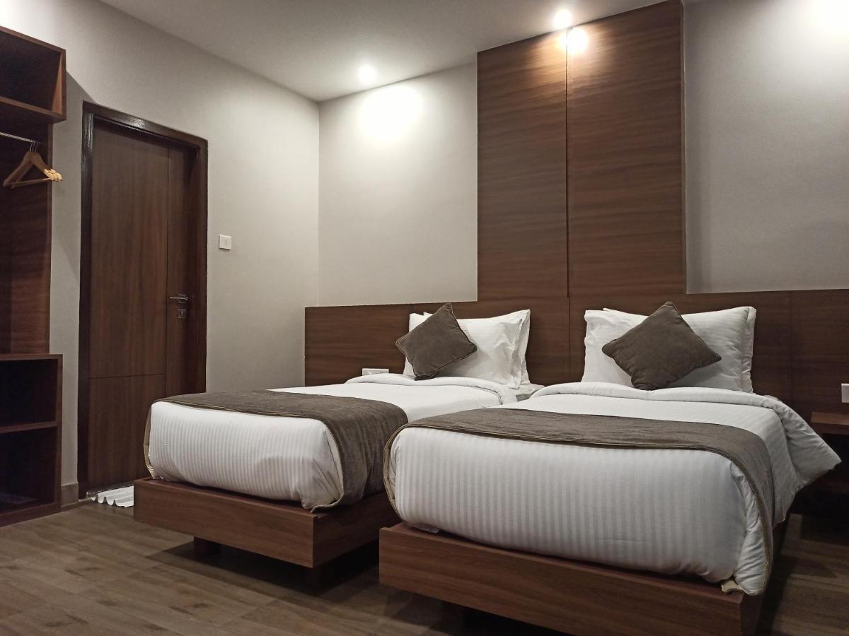 Hotel Tree Fern Dibrugarh Exteriör bild