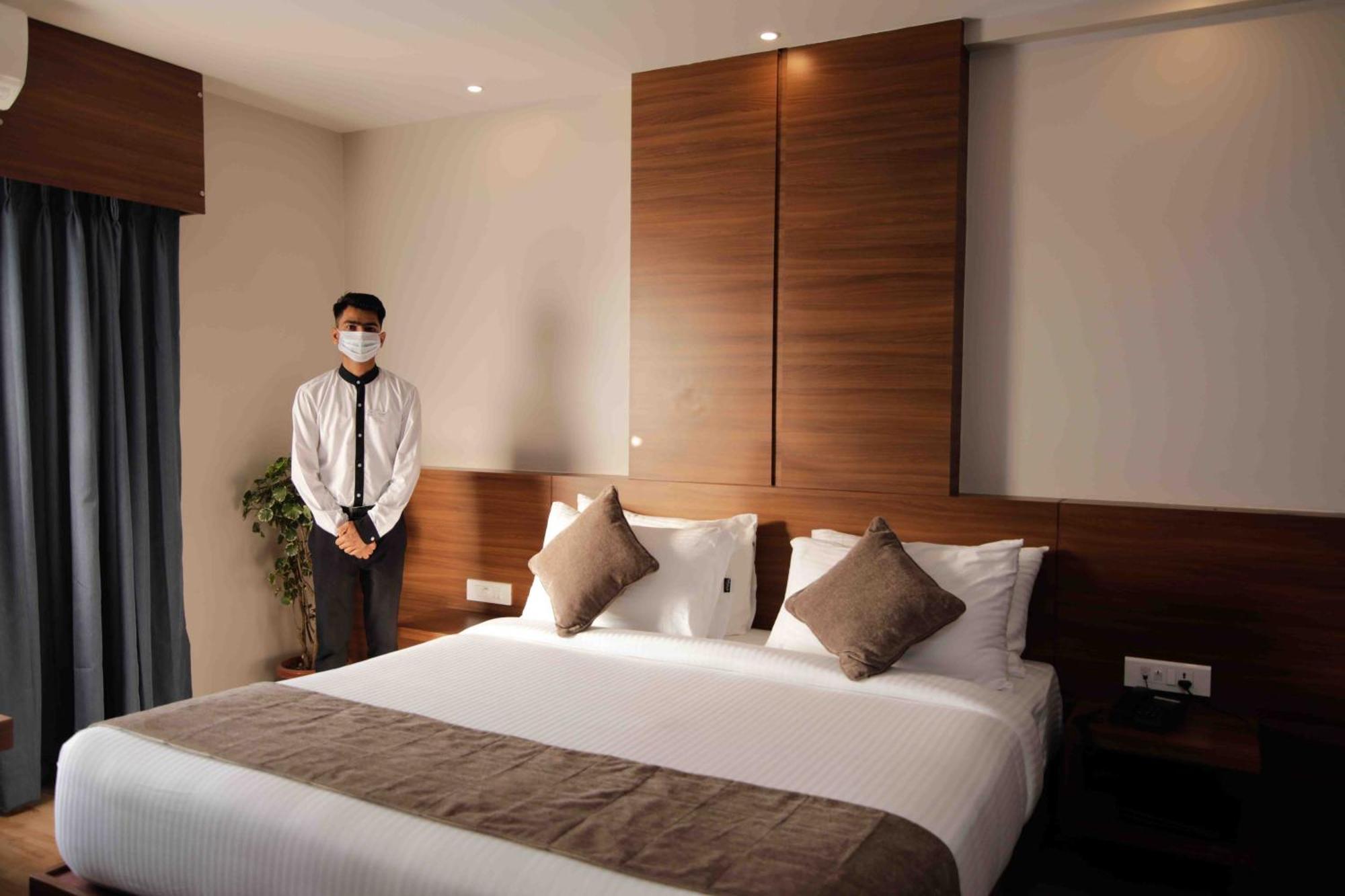 Hotel Tree Fern Dibrugarh Exteriör bild