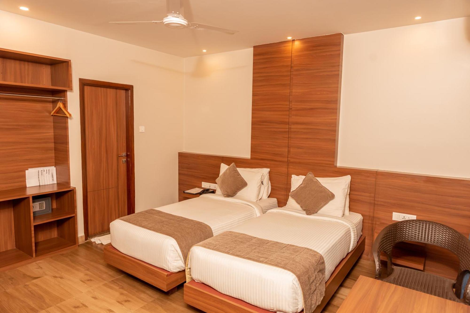 Hotel Tree Fern Dibrugarh Exteriör bild